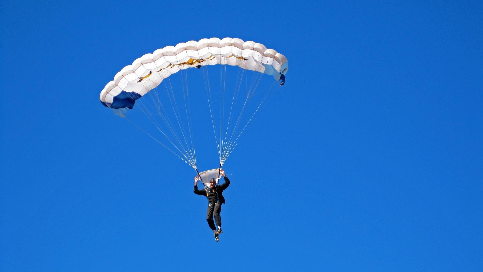 中国女足备战亚洲杯 新帅亮相点燃球迷期待