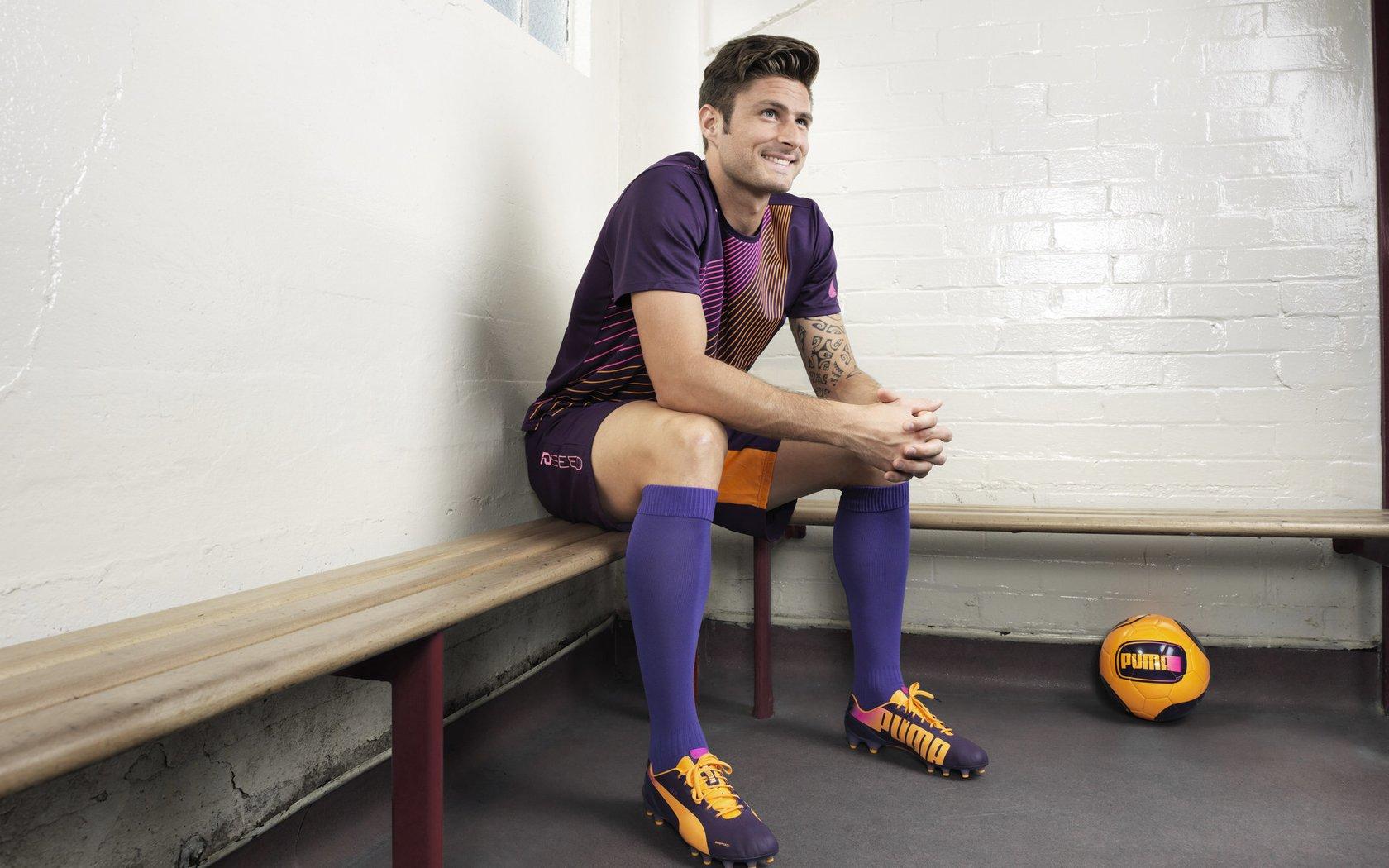 德甲联赛激战正酣，拜仁慕尼黑紧追勒沃库森